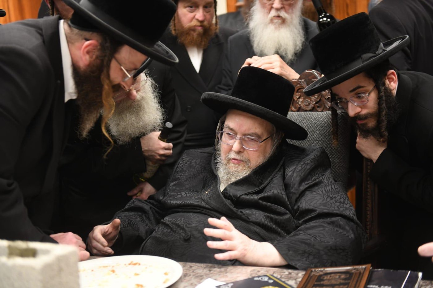 טרם המעמד, אצל האדמו"ר מבעלזא