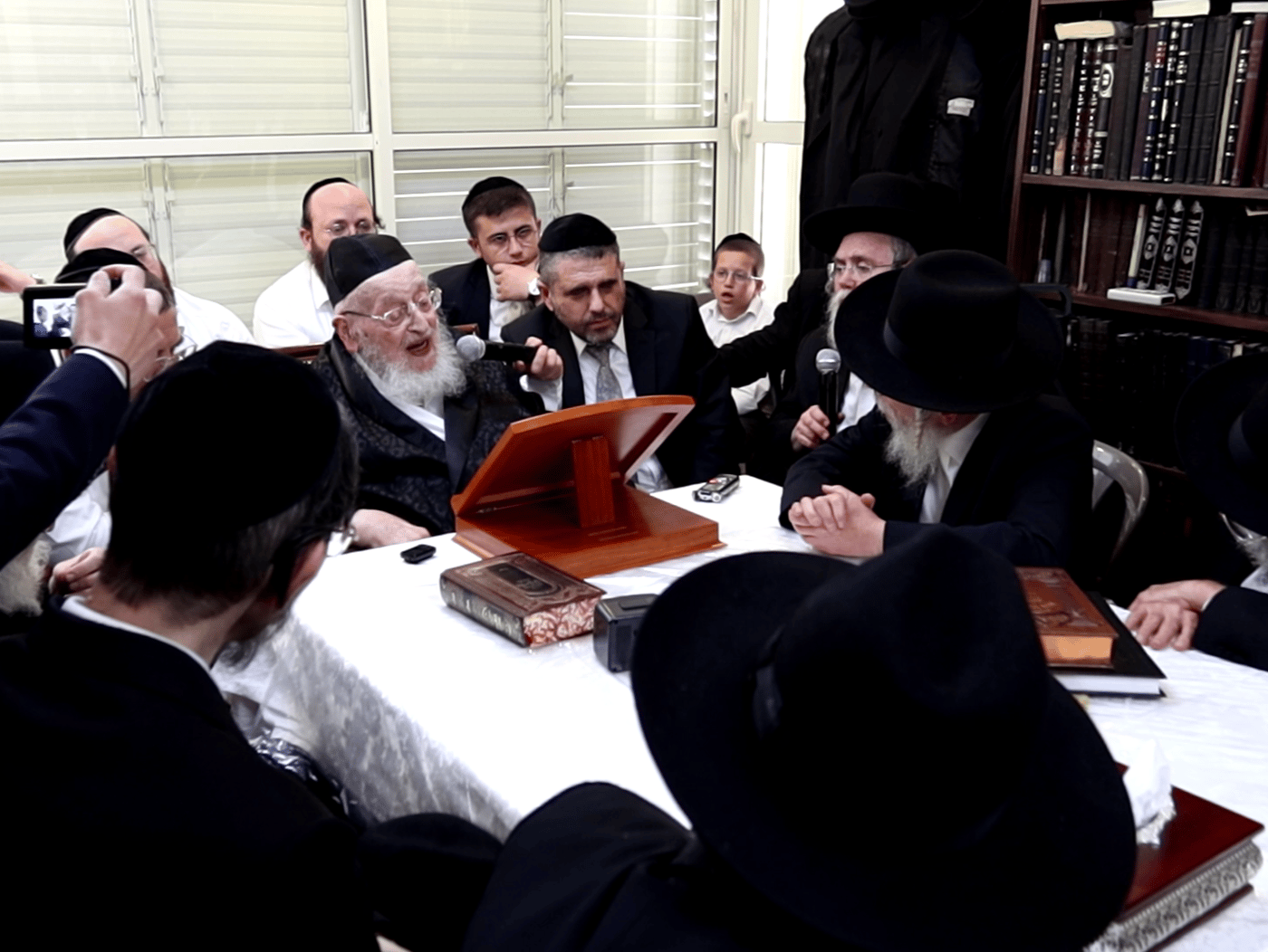 חג הפסח אצל הגרמ"צ ברגמן