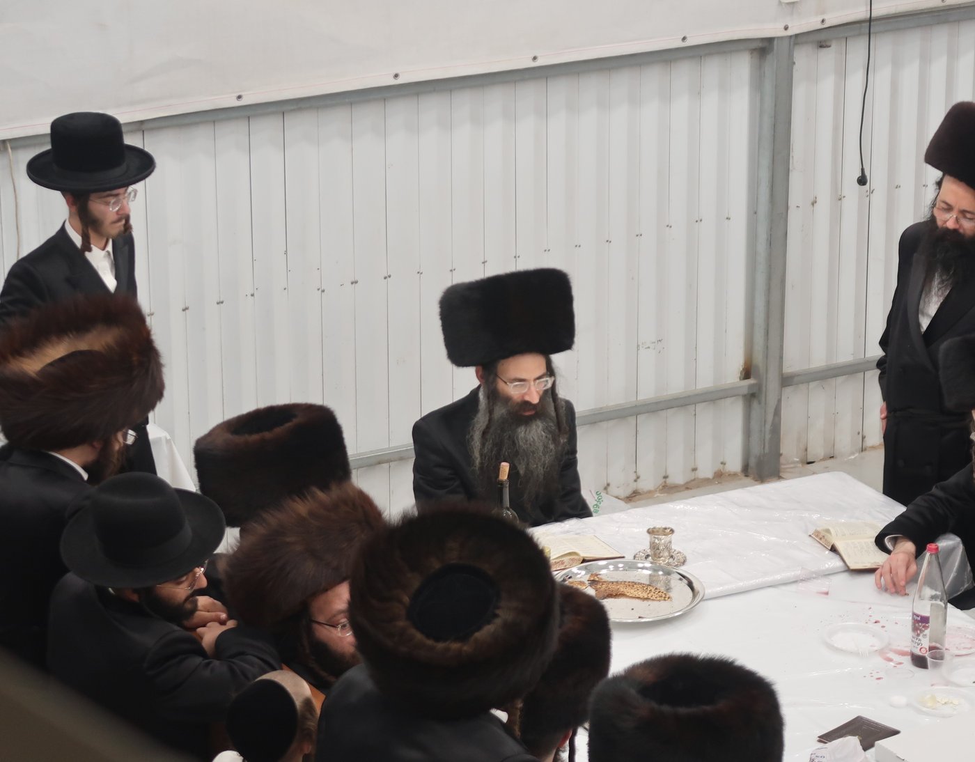 חג הפסח בחצה"ק סטריקוב ירושלים
