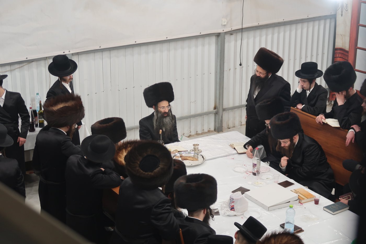 חג הפסח בחצה"ק סטריקוב ירושלים