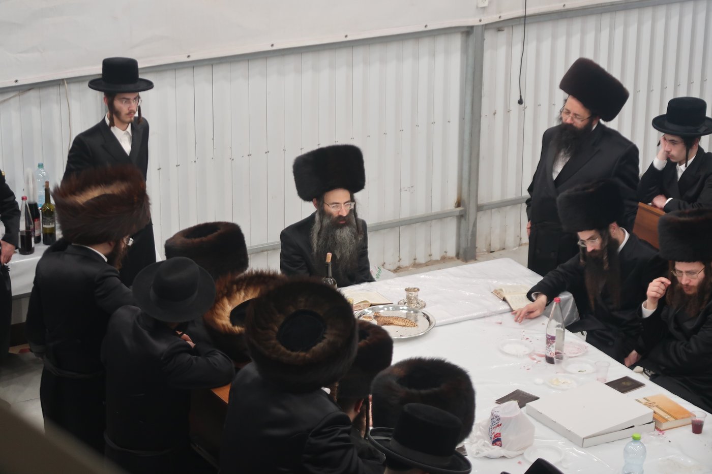 חג הפסח בחצה"ק סטריקוב ירושלים