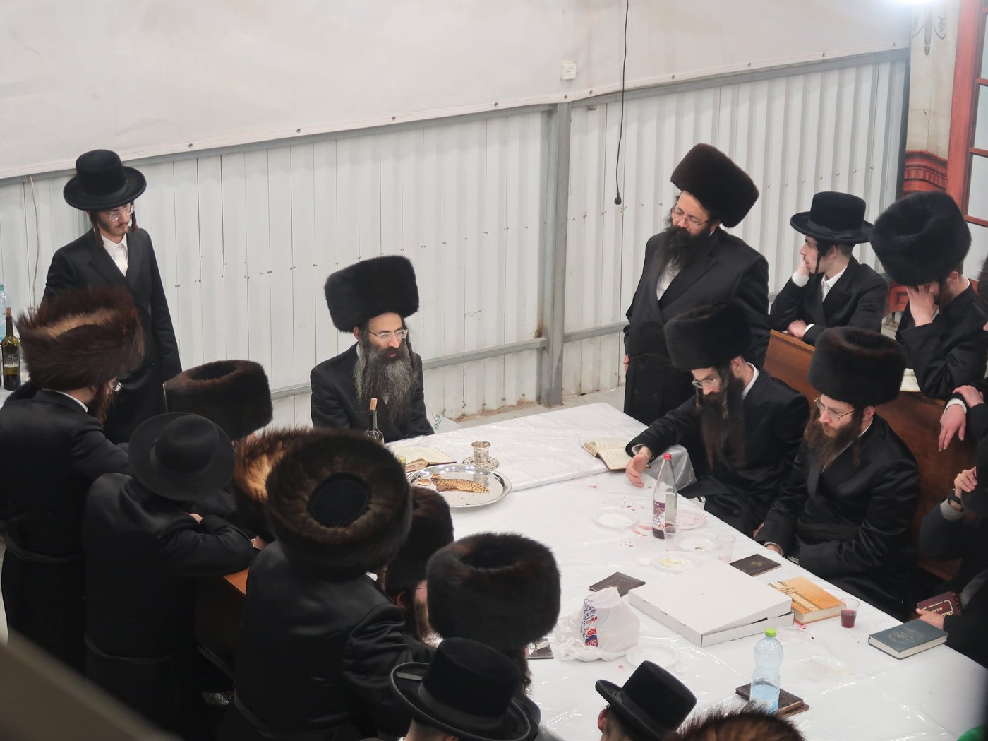 חג הפסח בחצה"ק סטריקוב ירושלים