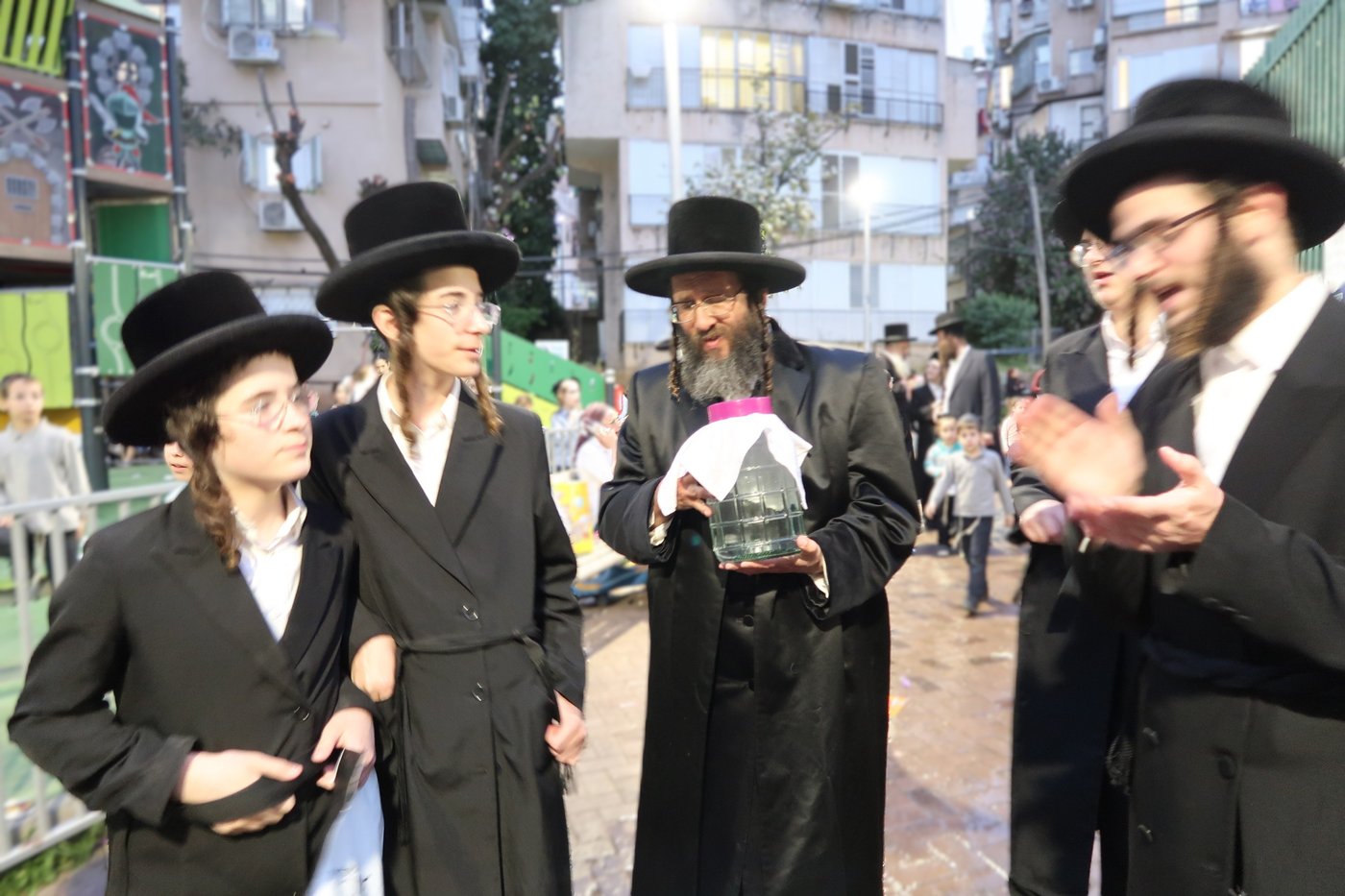 חג הפסח בחצה"ק ספינקא רמת אהרן