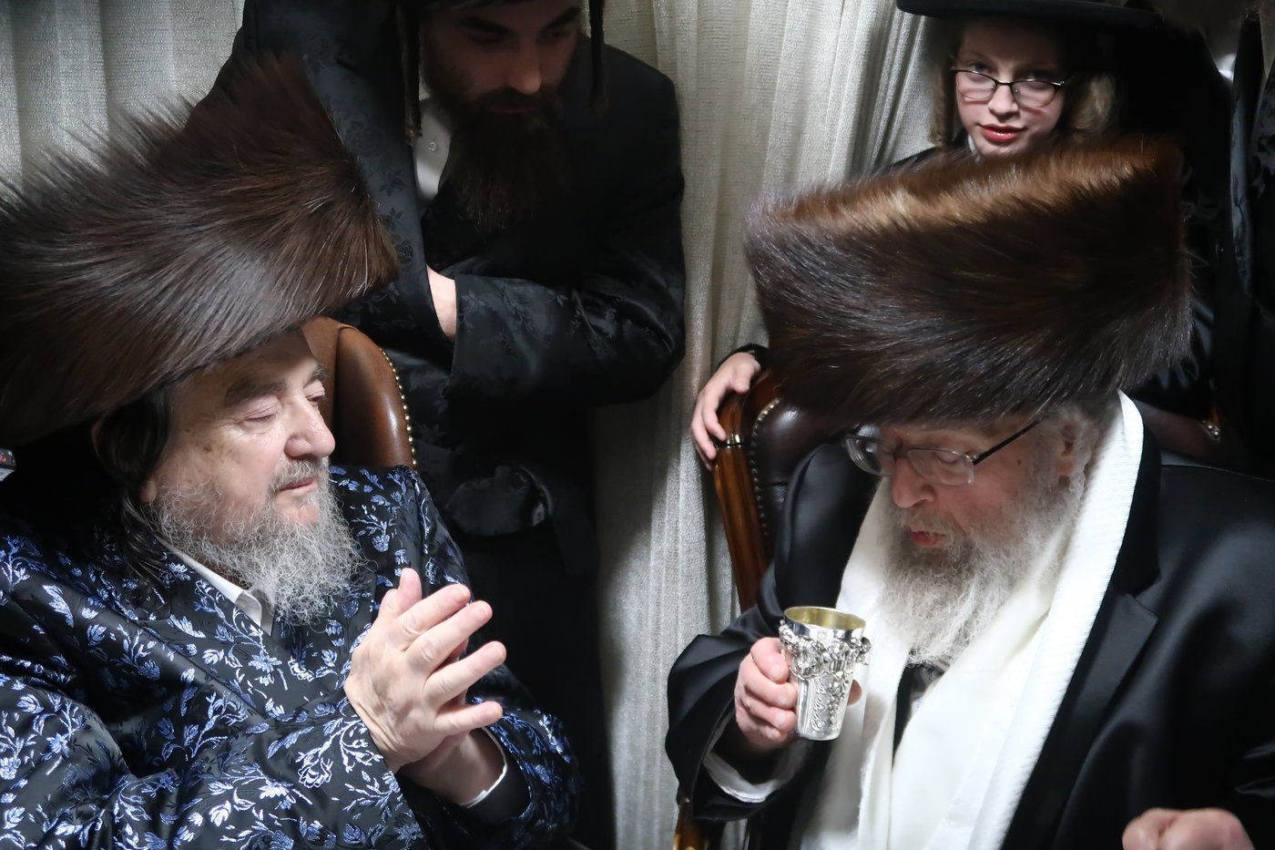 האדמו"ר מפינסק קרלין בביקור אצל הגרי"מ שכטר