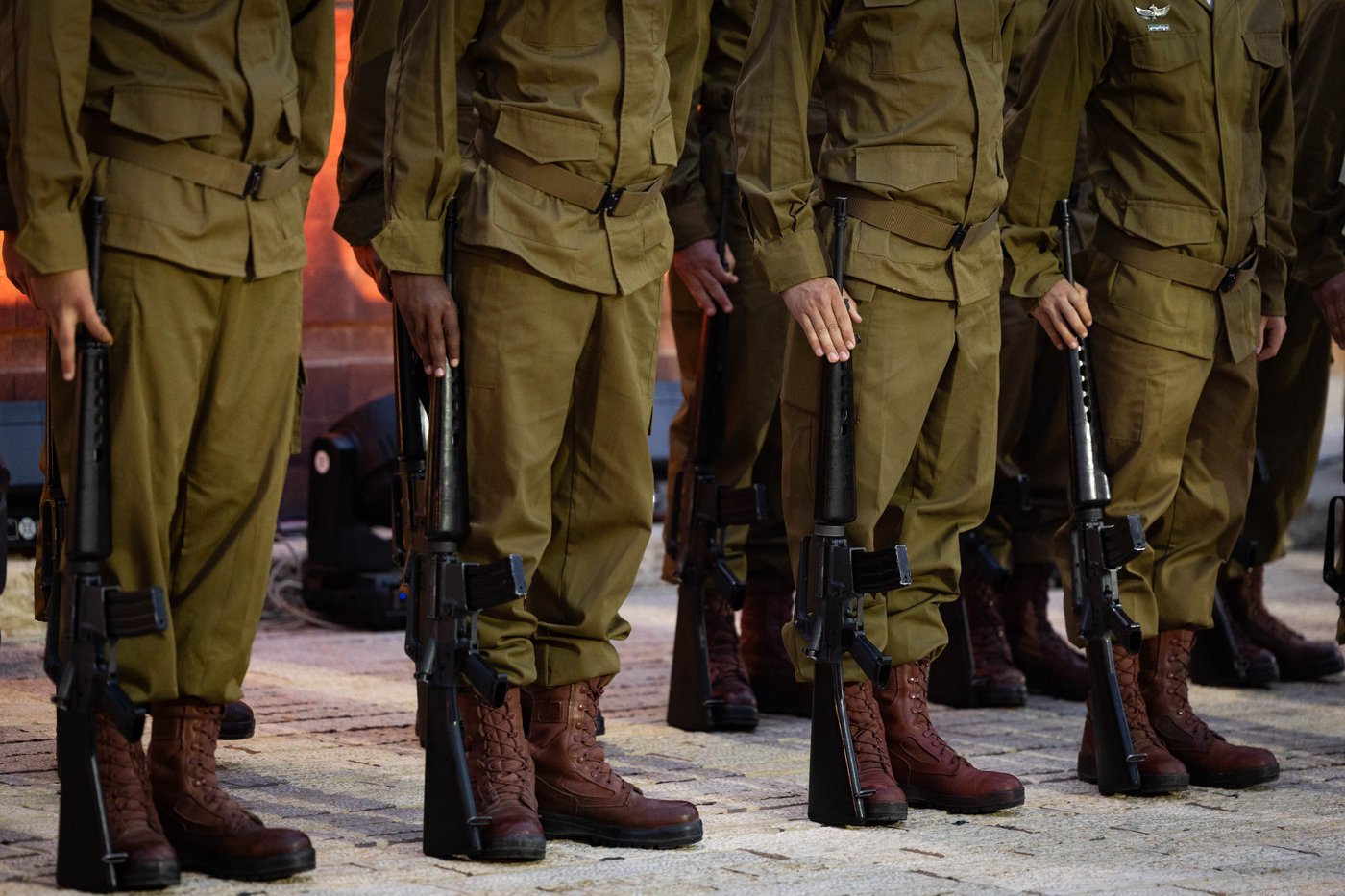 יום השואה ביד ושם