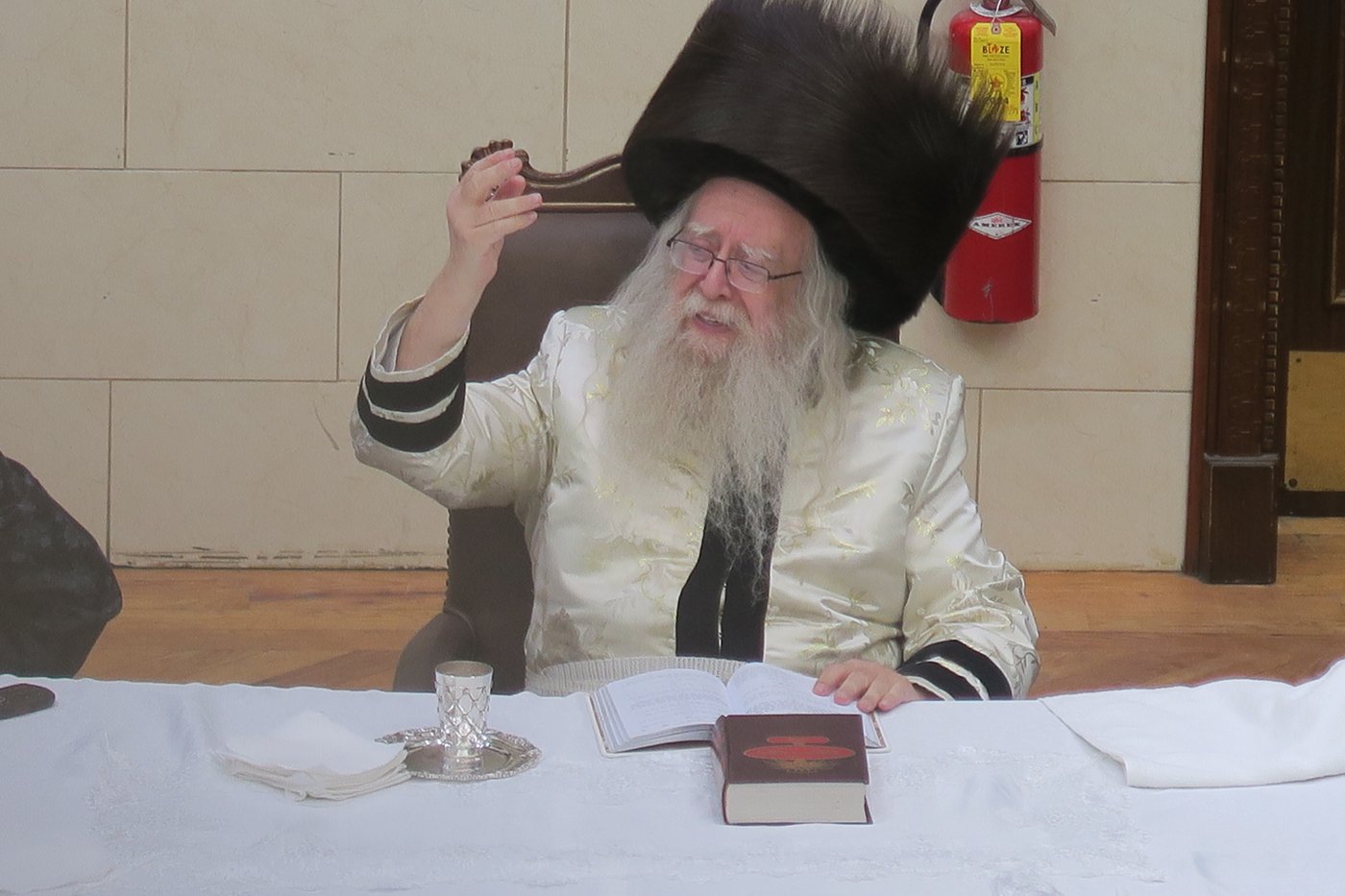 חג הפסח בחצה"ק ניקלשבורג