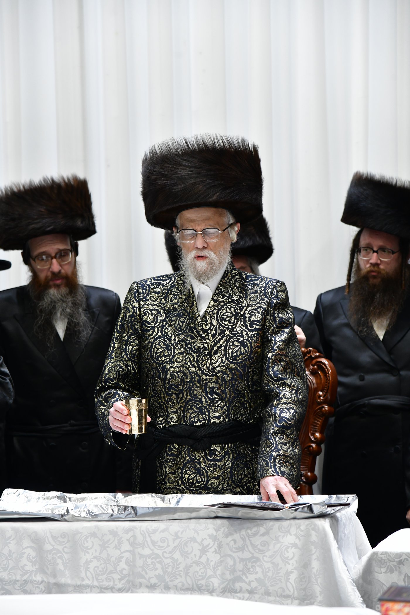 חג הפסח בחצה"ק סערט ויז'ניץ