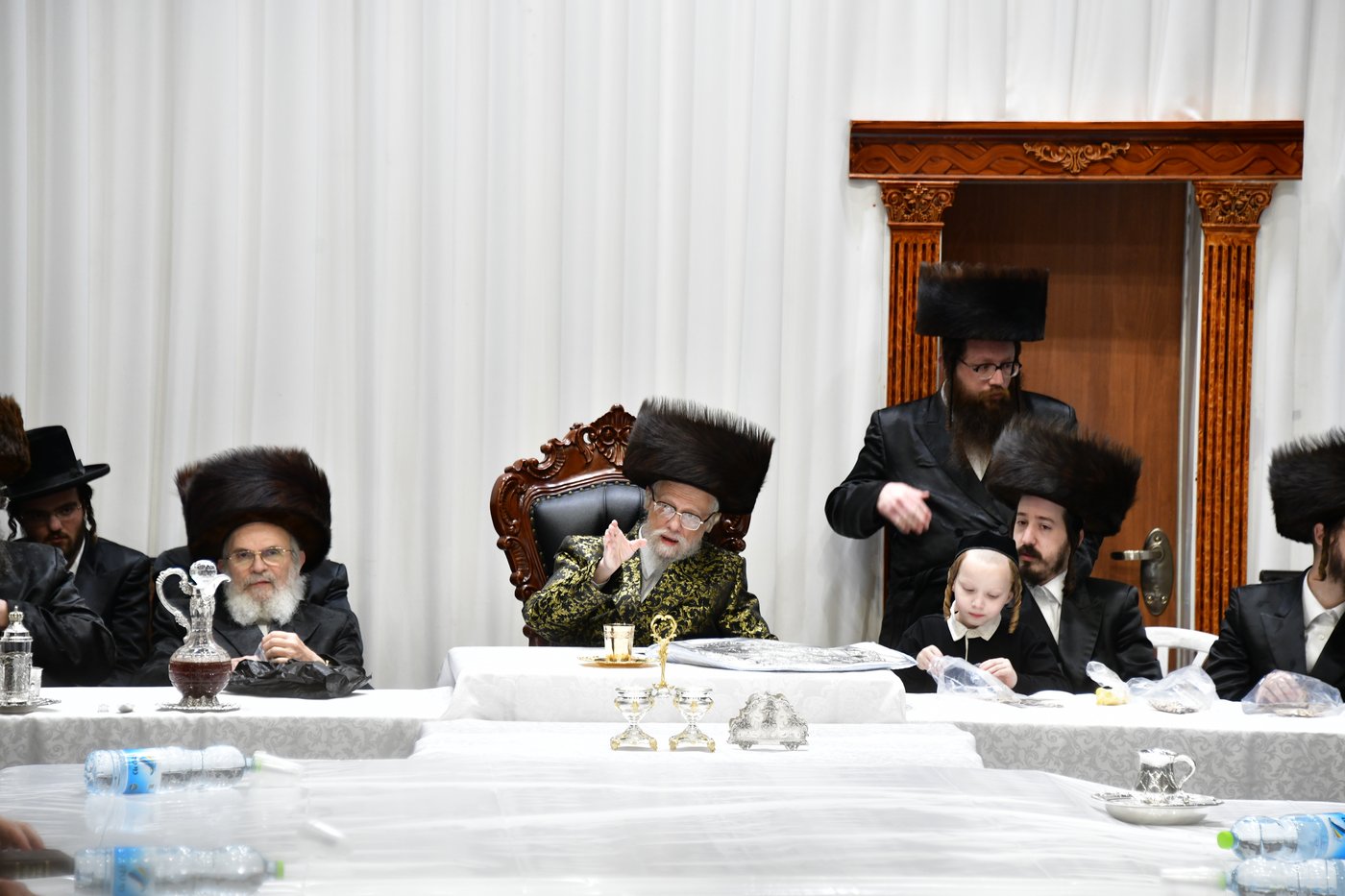 חג הפסח בחצה"ק סערט ויז'ניץ