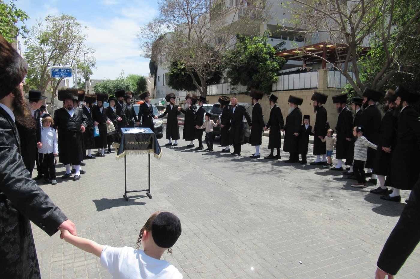 חג הפסח בחצה"ק קרעטשניף קריית גת 
