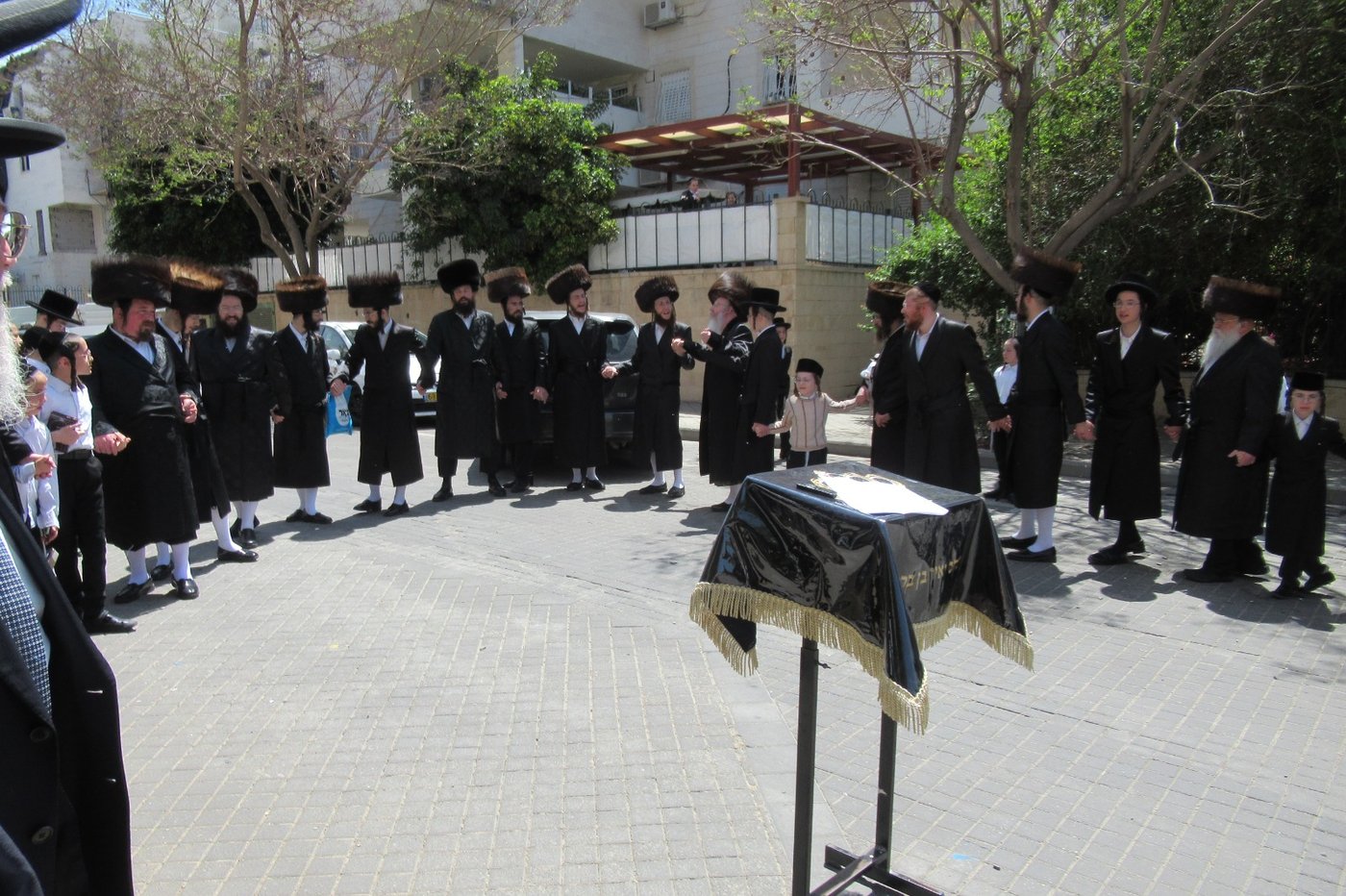 חג הפסח בחצה"ק קרעטשניף קריית גת 