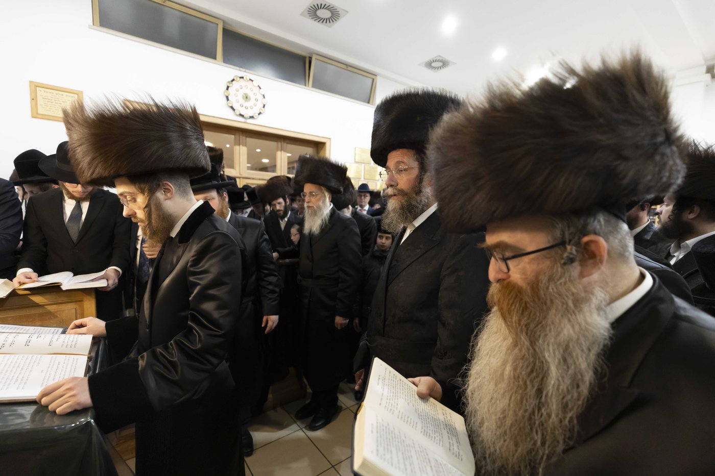 האדמו"ר מסאדיגורה בספירת העומר באנטווערפן
