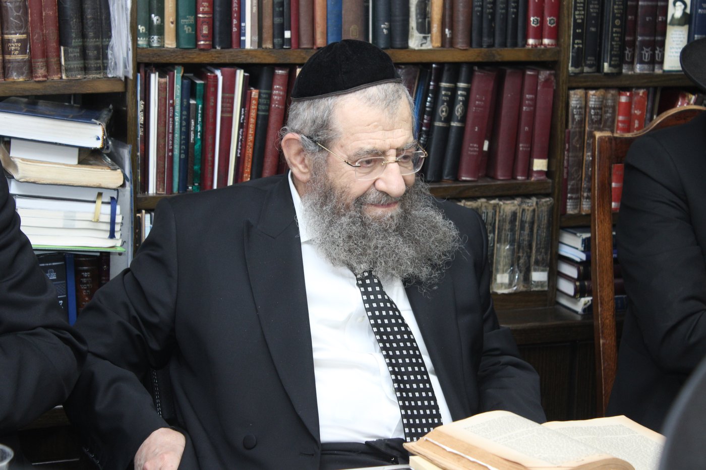 הגר"מ בן שמעון בפתיחת שיעור א' בישיבת 'אור התלמוד' 