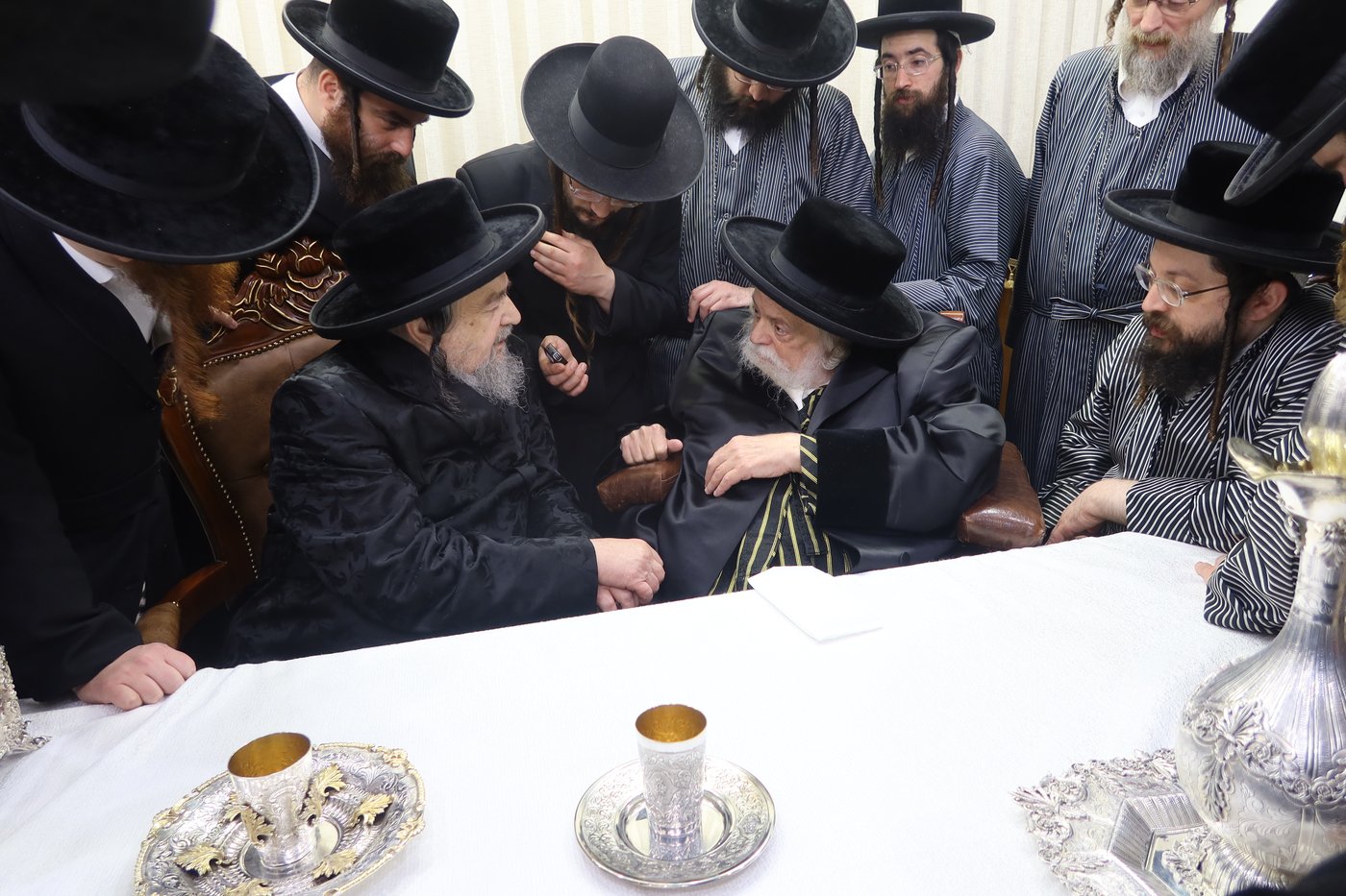 האדמו"ר מתולדות אברהם יצחק בביקור אצל הגה"צ רבי יעקב מאיר שכטר