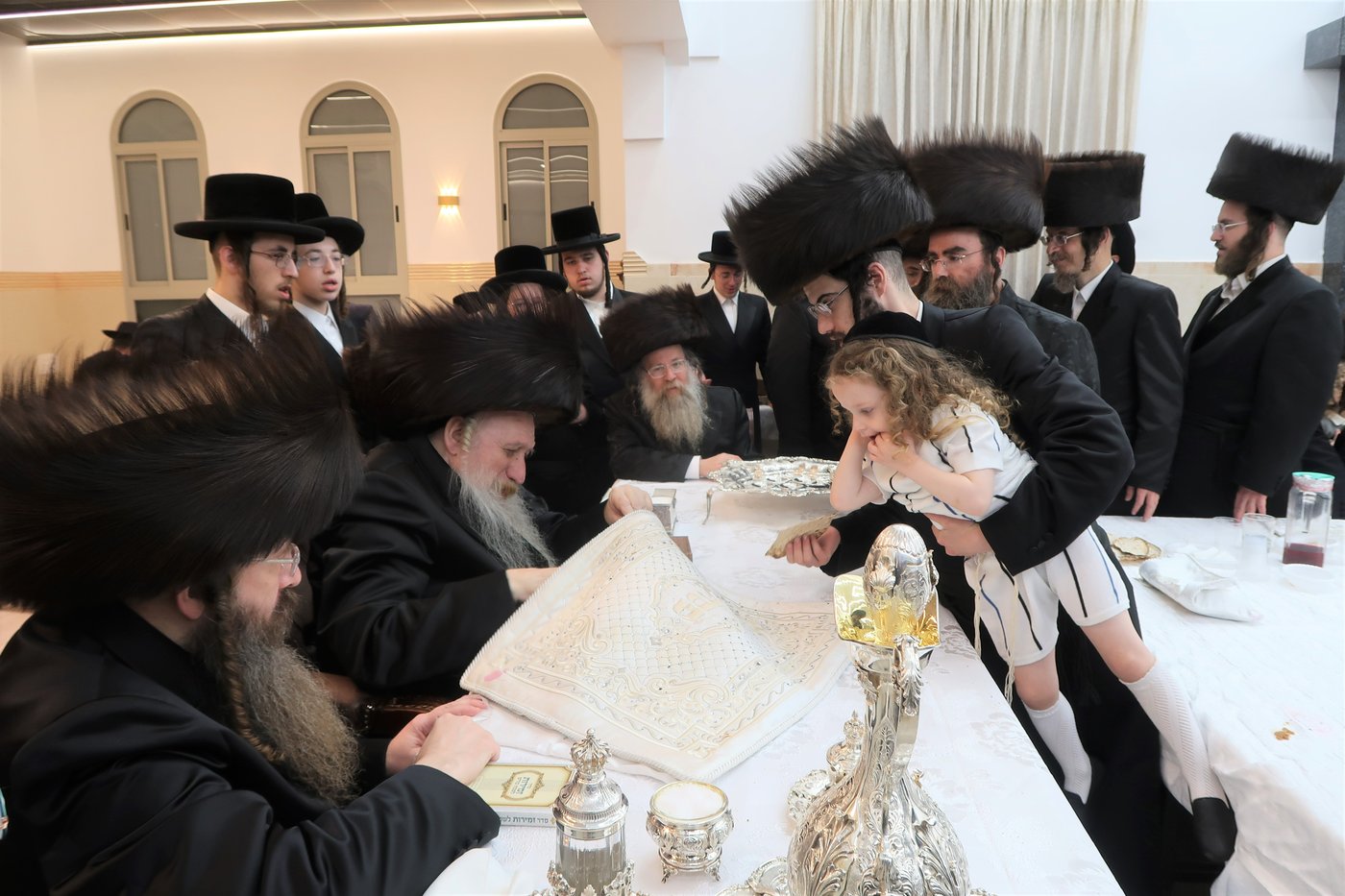 סעודת משיח בחצה"ק טשארנוביל