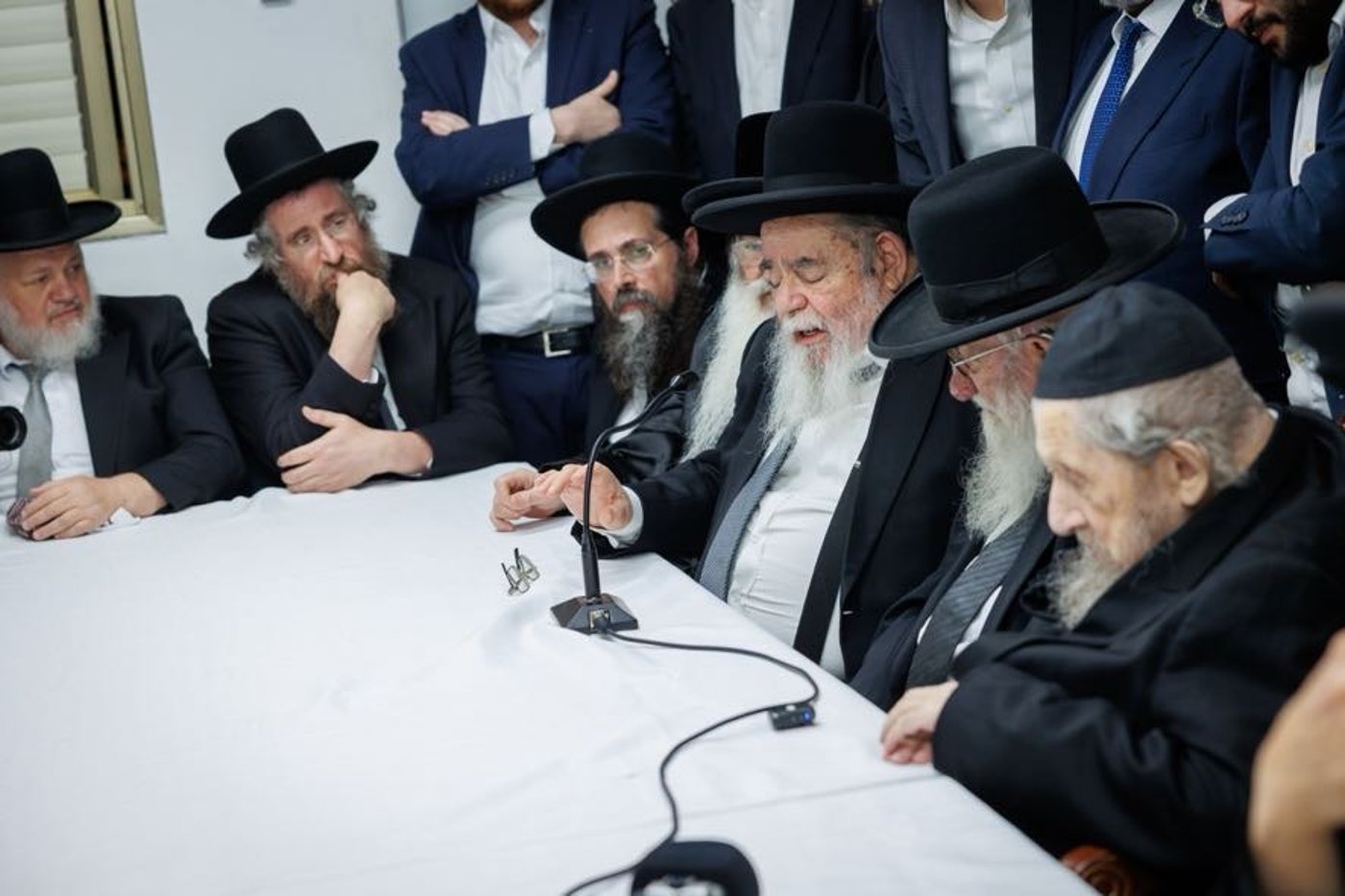 כינוס החירום של ראשי הישיבות במעונו של הגר"ד לנדו