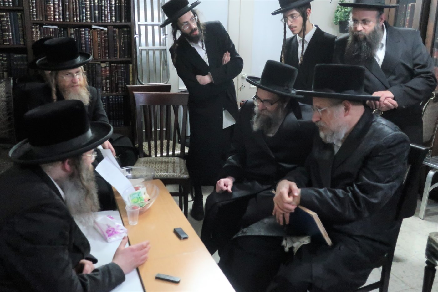 ניחום אבלים בחצה"ק טשאבא