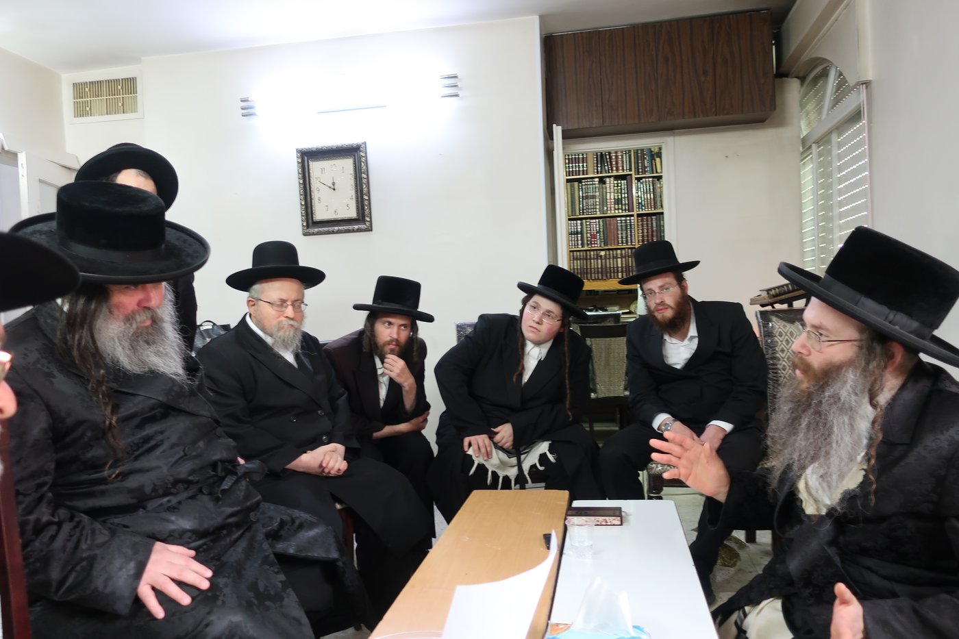 ניחום אבלים בחצה"ק טשאבא