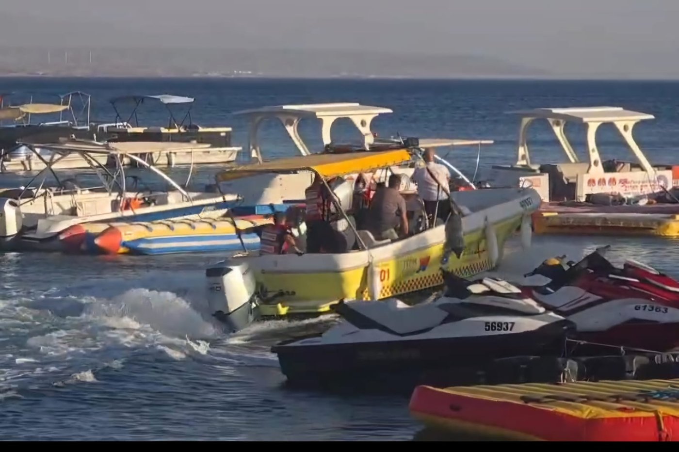 אירוע קשה באילת: הרוג ו-10 פצועים בהתהפכות סירת נוסעים מול החוף