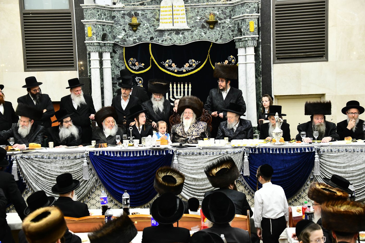 שמחת בר המצווה בחצה"ק ספינקא - נאראל 