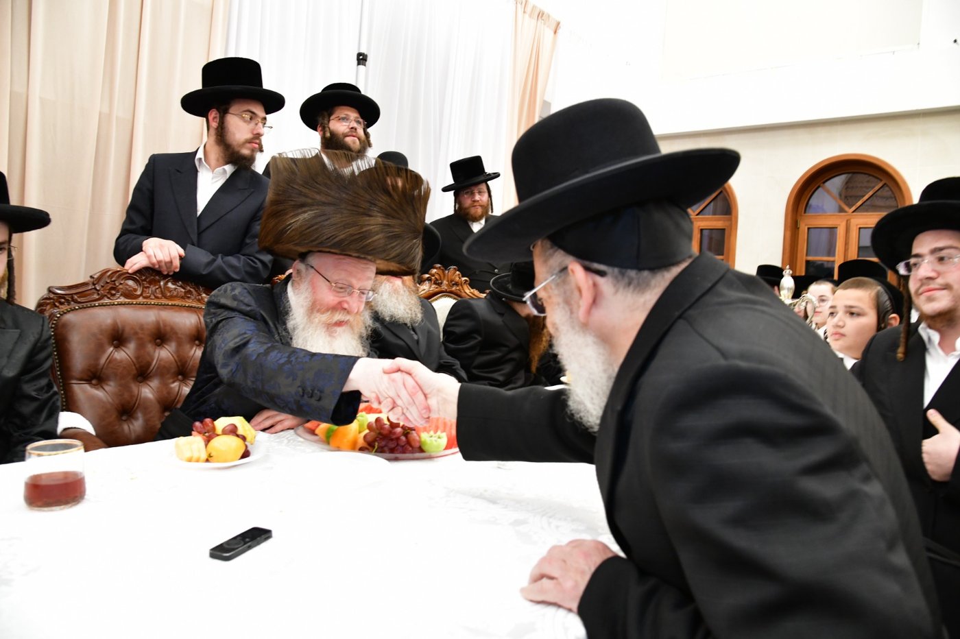 שמחת האירוסין בחצה"ק קרעטשניף ק"ג - קומרנא ב"ש