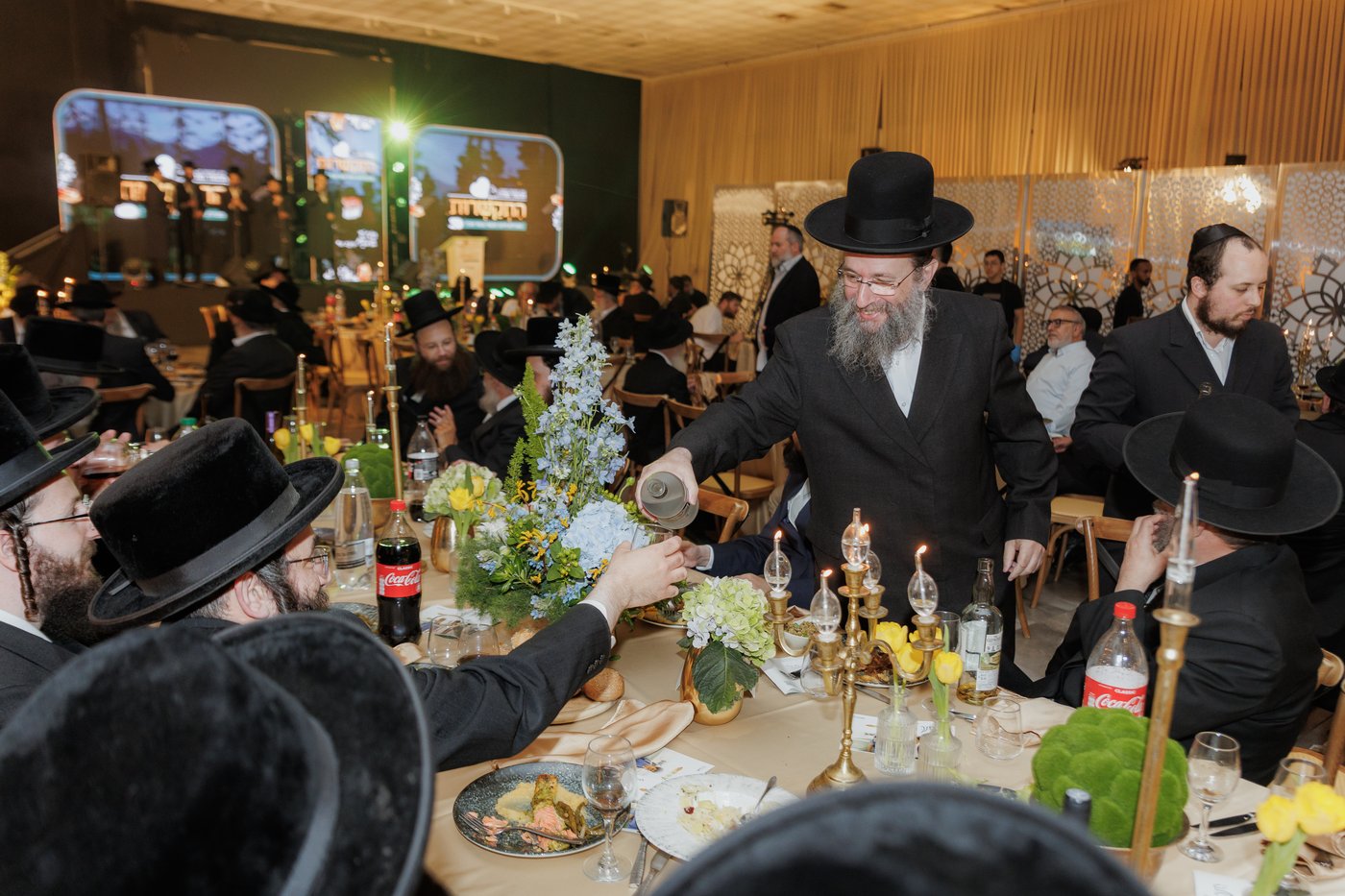 ערב החשיפה בכפר חב"ד