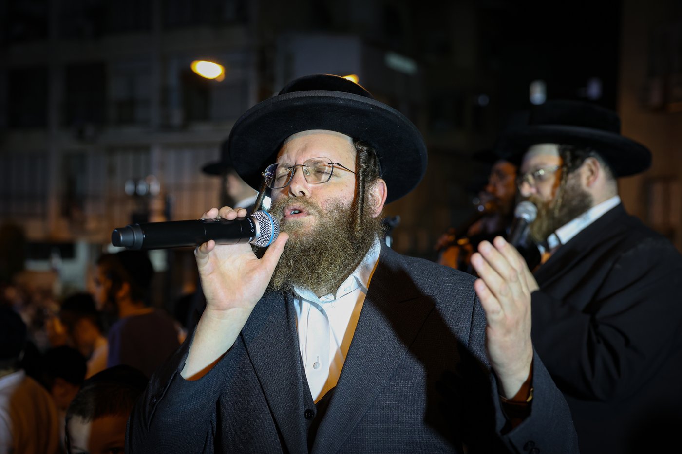 הגה"צ ראש ישיבת סאטמר בהדלקה לכבוד רשב"י