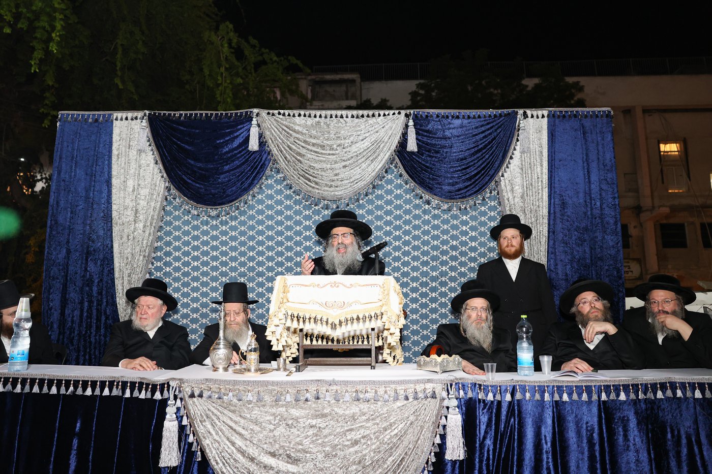 הגה"צ ראש ישיבת סאטמר בהדלקה לכבוד רשב"י