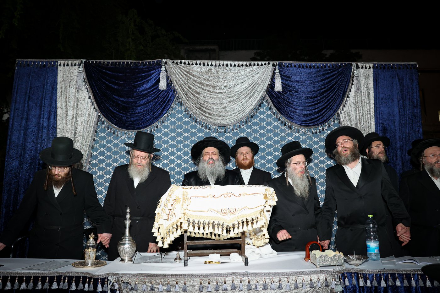הגה"צ ראש ישיבת סאטמר בהדלקה לכבוד רשב"י