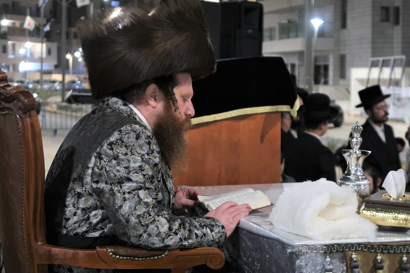 ל"ג בעומר בחצה"ק מיאלען
