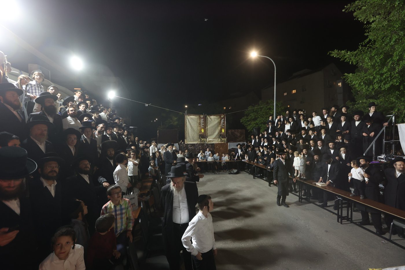 ל"ג בעומר בחצה"ק טרבישאן