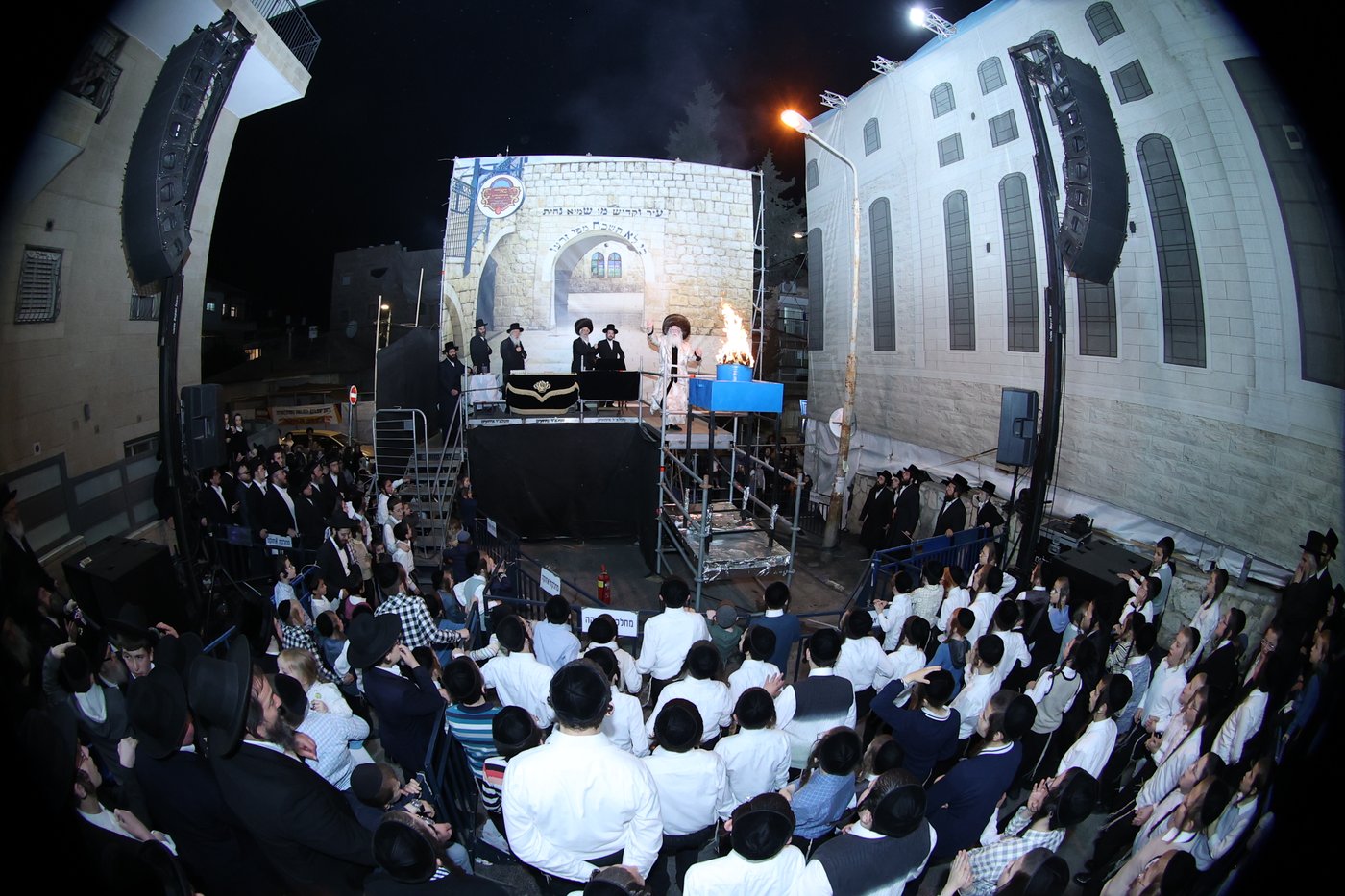 ל"ג בעומר בחצה"ק נדבורנה ירושלים
