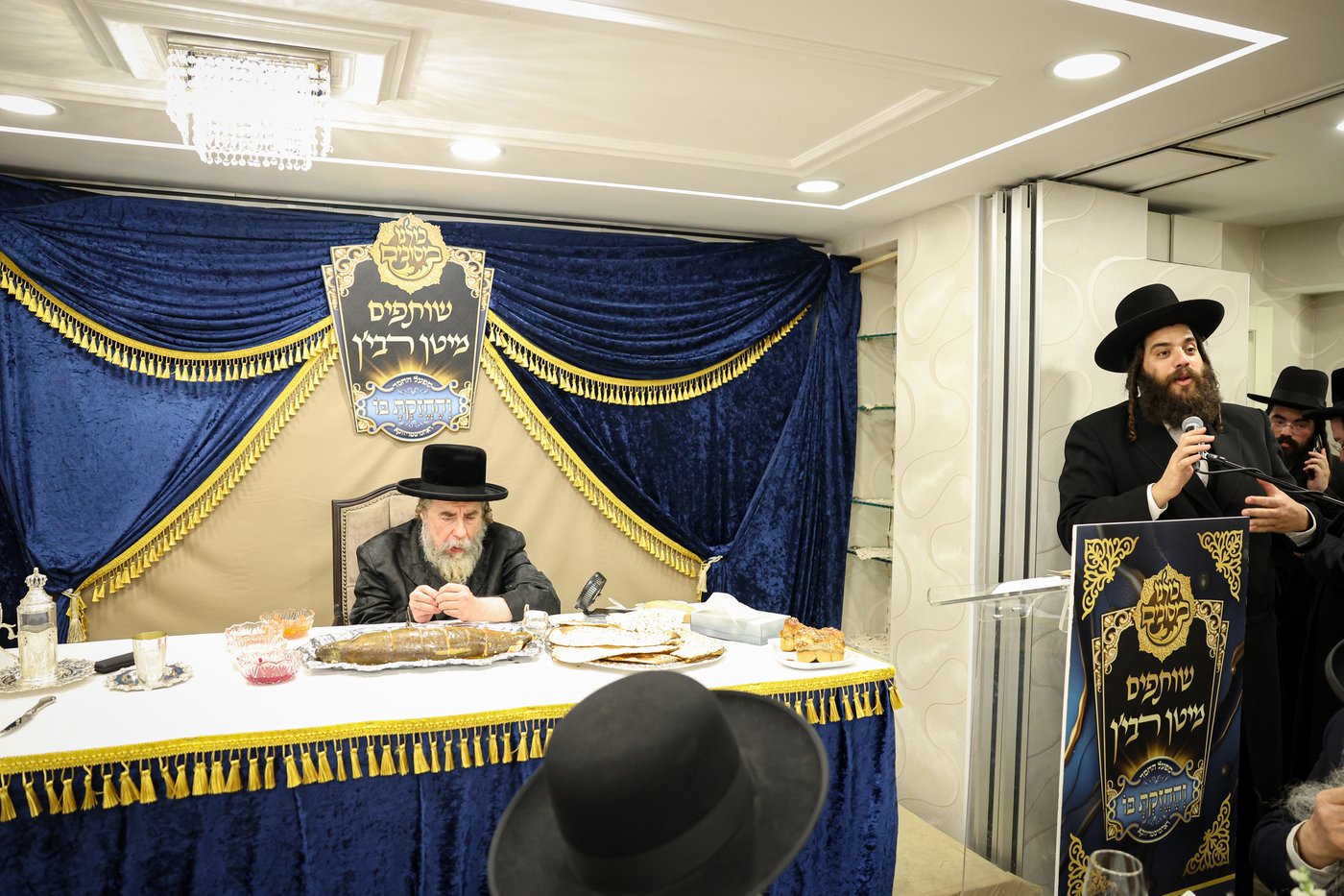  דינר 'כולנו מסובין' ברחמסטריווקא