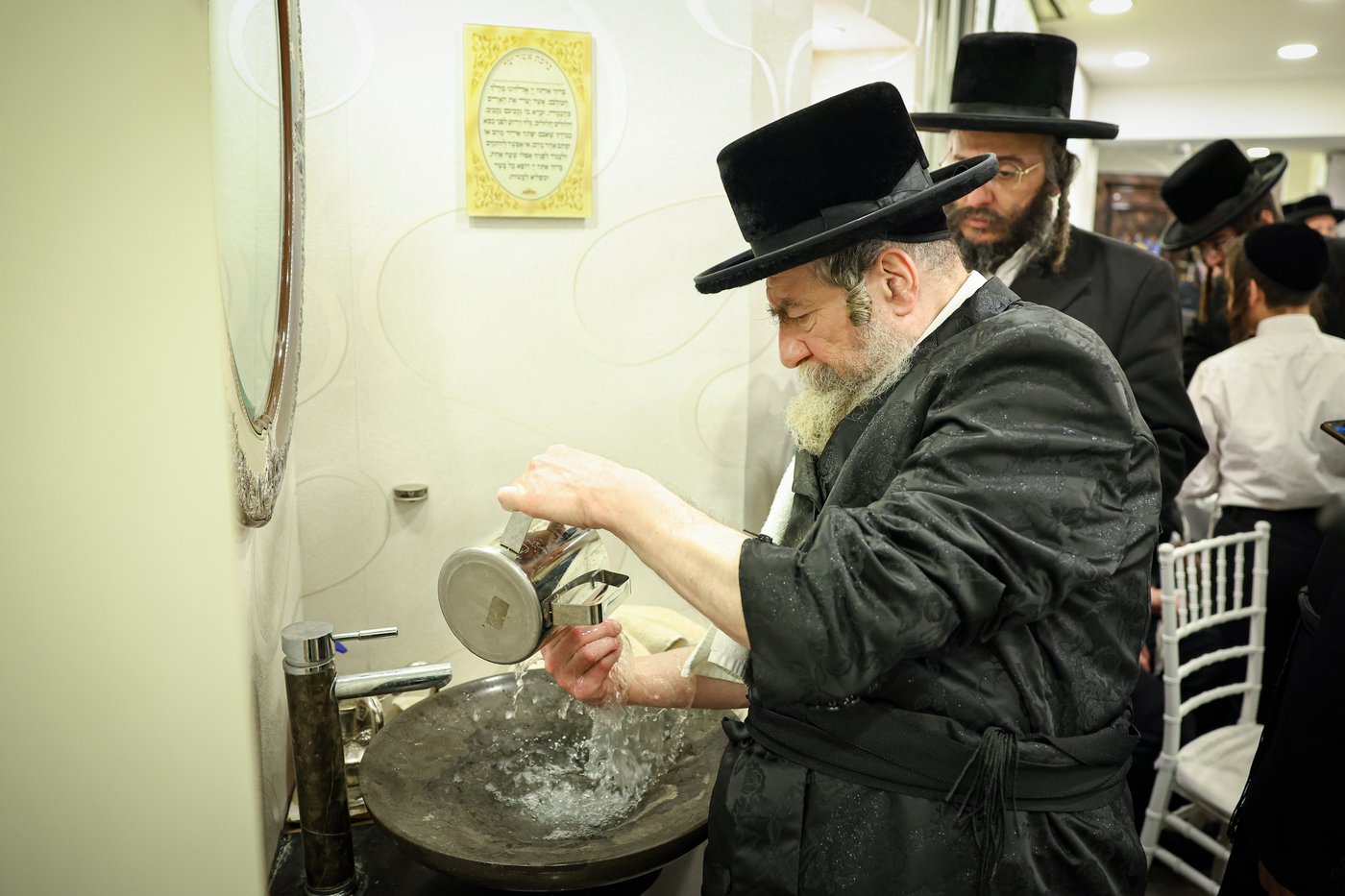  דינר 'כולנו מסובין' ברחמסטריווקא