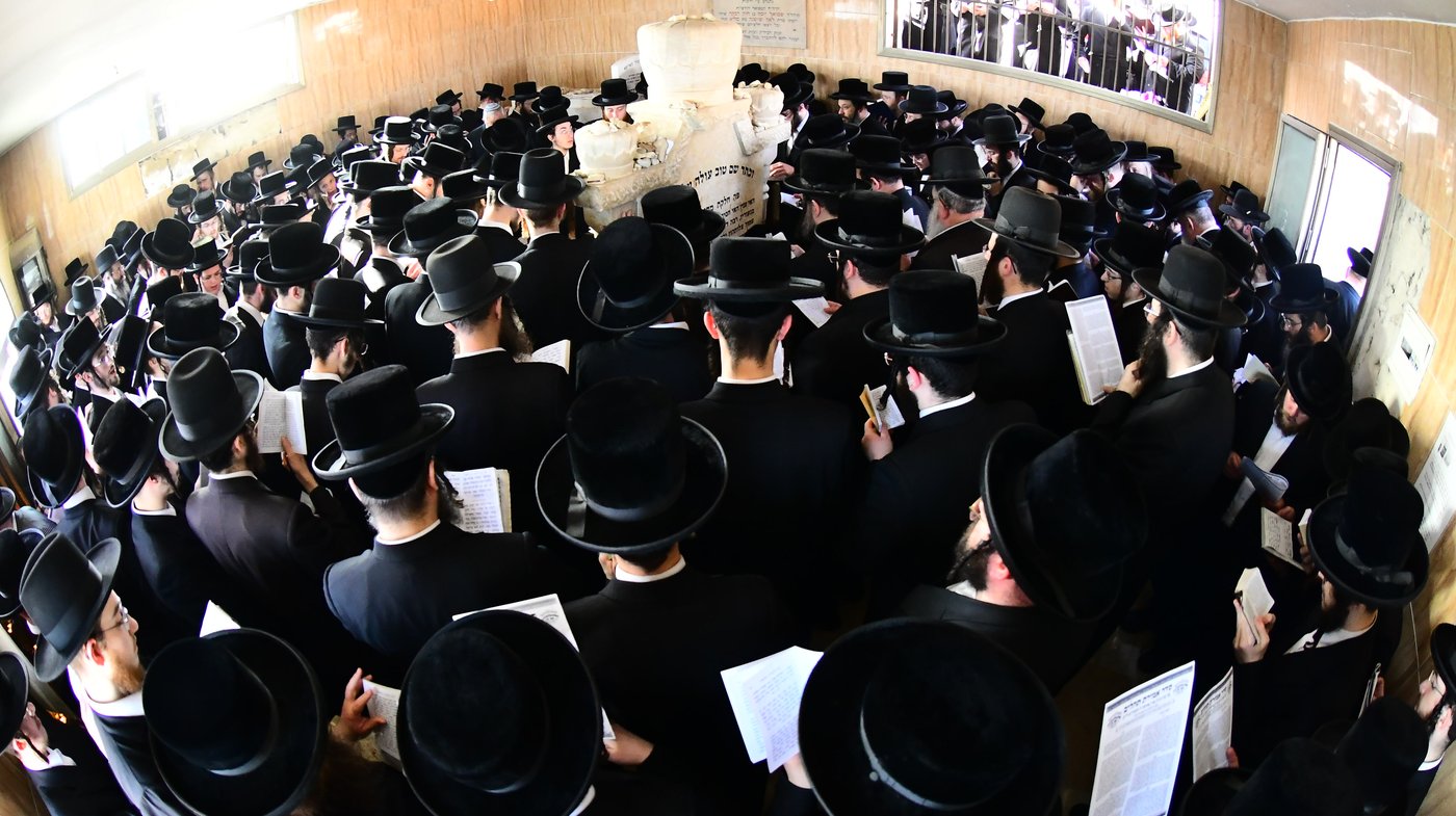 הילולא קדישא בקרעטשניף י-ם