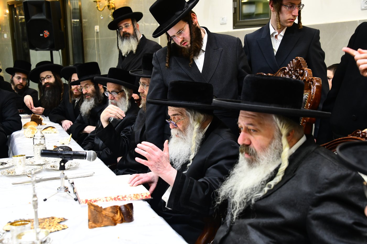 הילולא קדישא בקרעטשניף י-ם