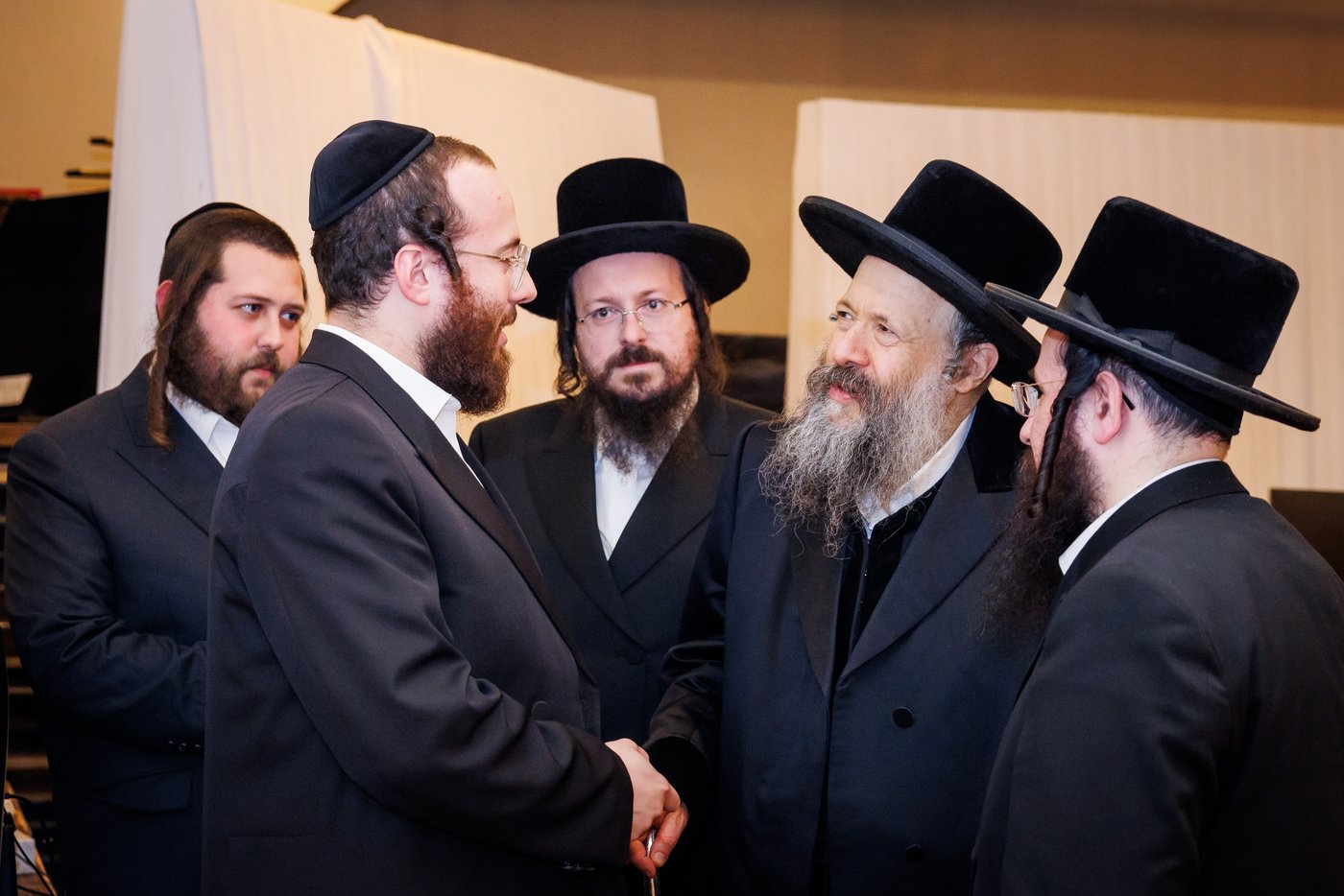 מגבית 'פתיחת שערים באבוב-45
