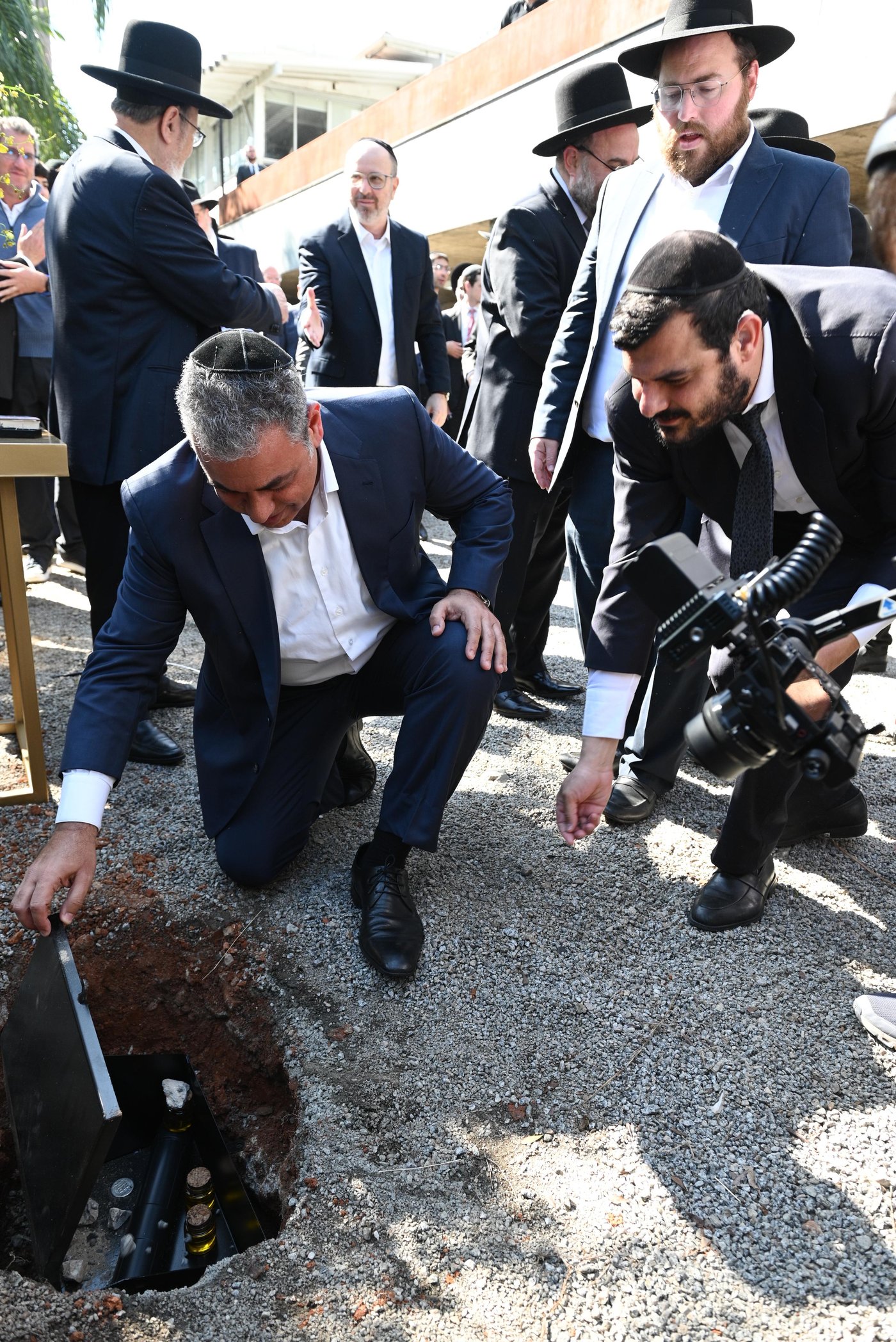 אבן הפינה בישיבת באר אברהם ברזיל