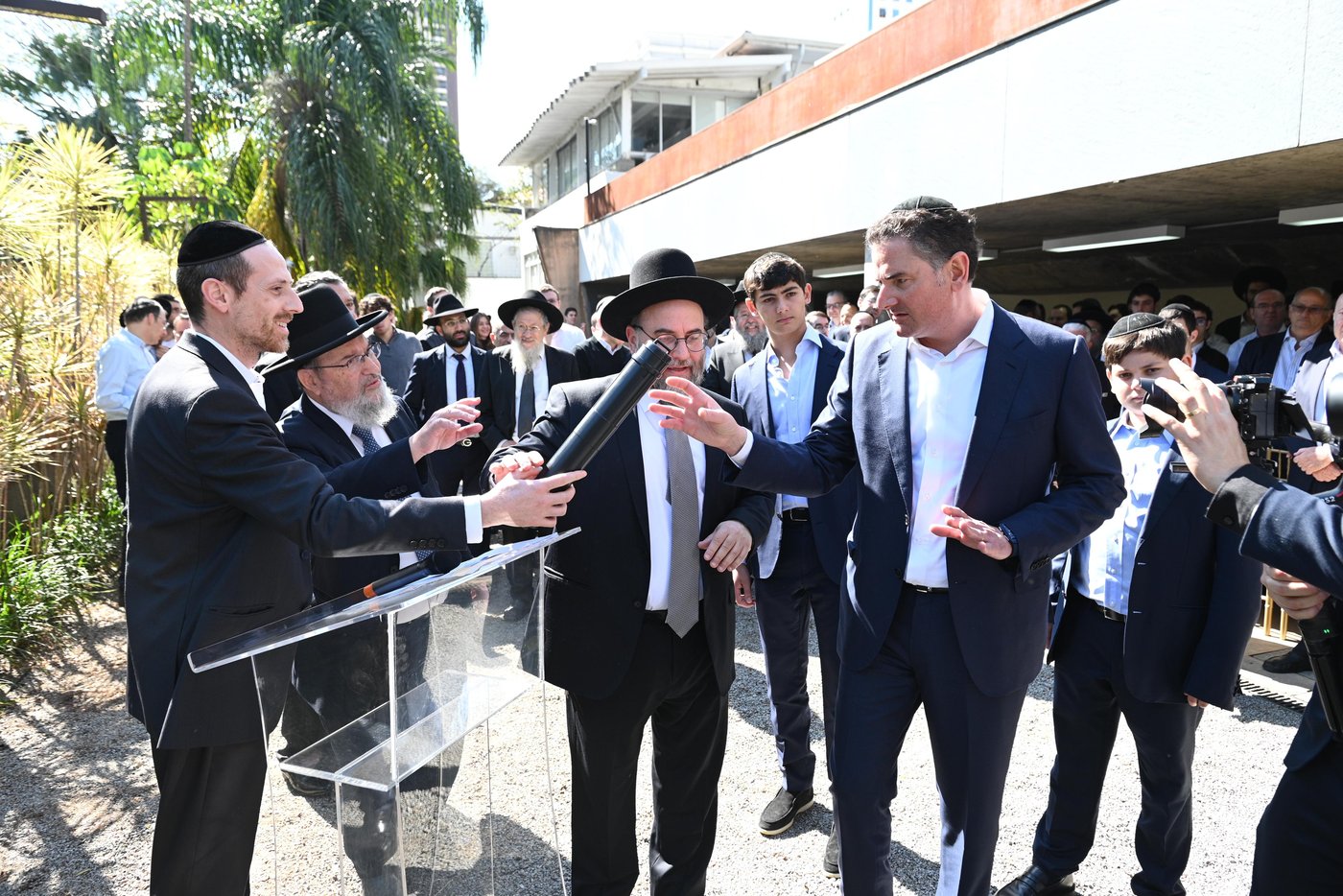 אבן הפינה בישיבת באר אברהם ברזיל