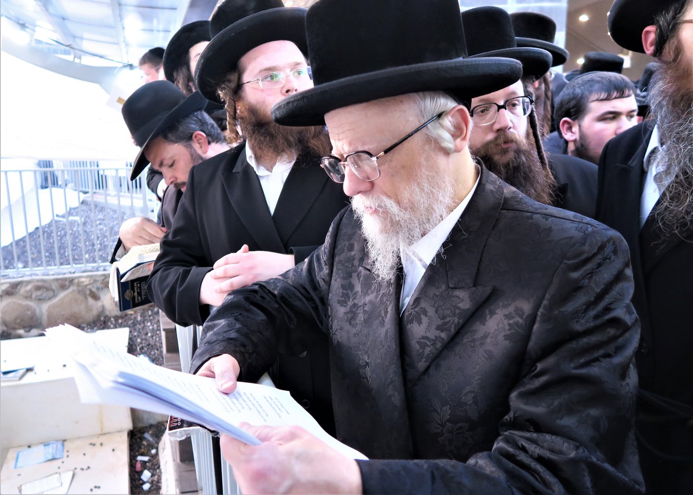 האדמו"ר מסערט ויז'ניץ ער"ח סיון בציון השל"ה הק' בטבריה