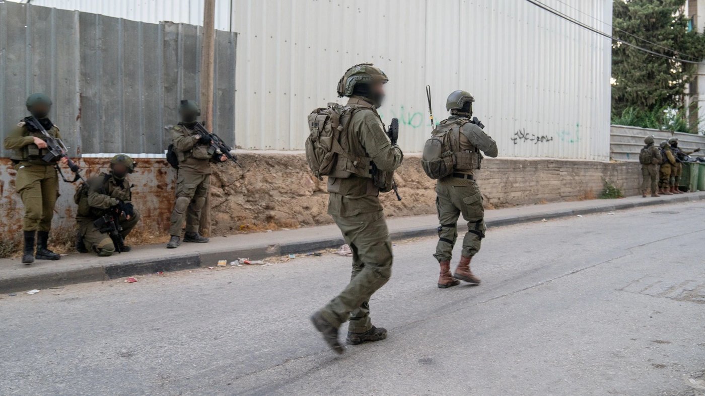 פעילות אבטחה של  לוחמי צה"ל באיו"ש