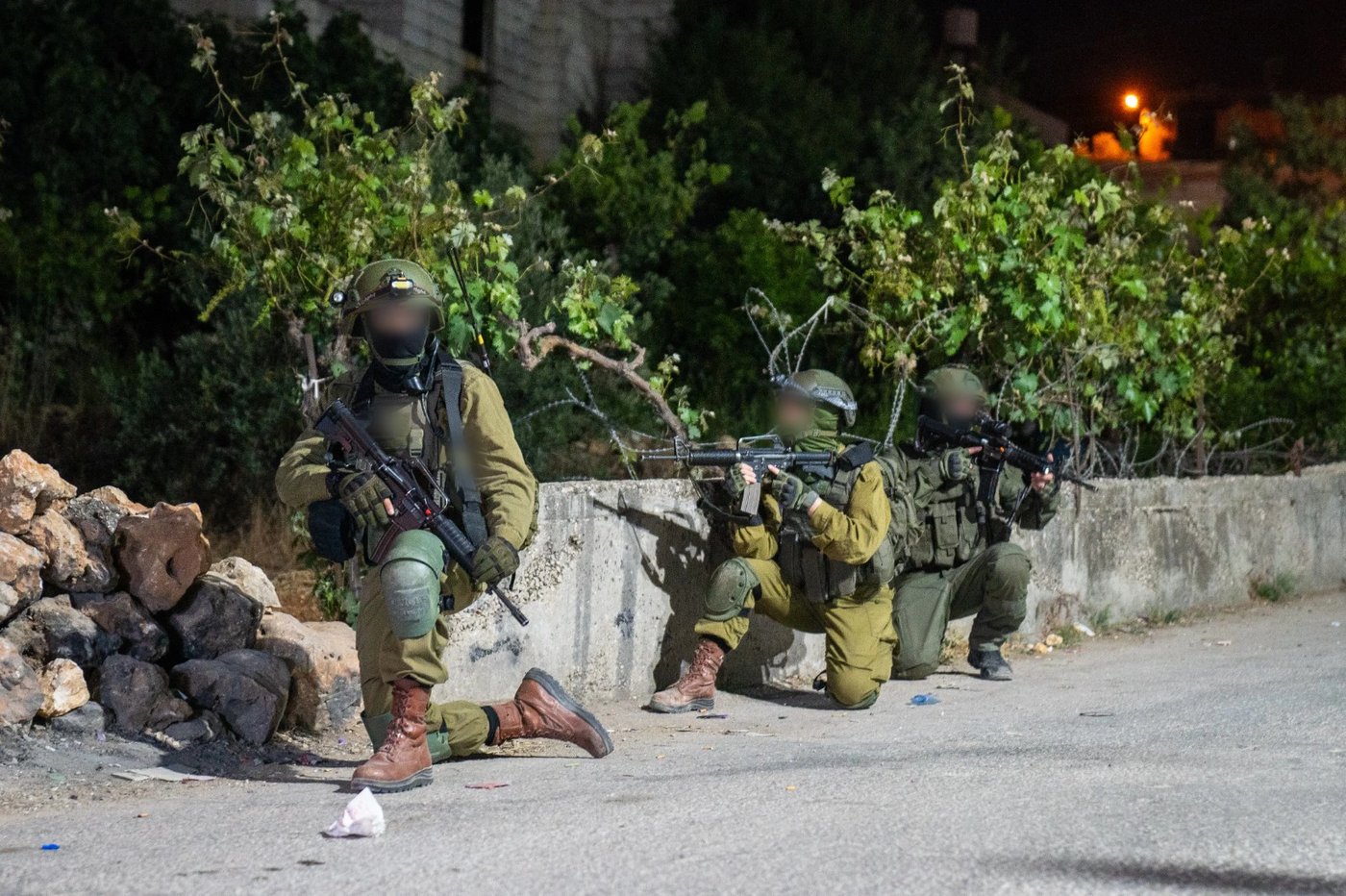 פעילות אבטחה של  לוחמי צה"ל באיו"ש