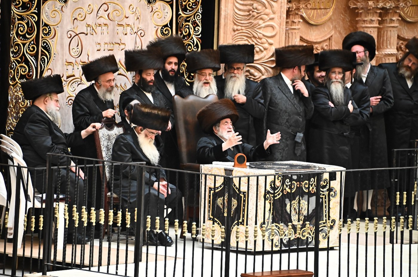 האדמו"ר מויז'ניץ בספירת העומר מ"ט בעומר