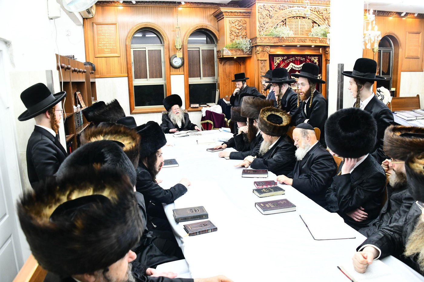 נעילת החג בחצה"ק קוזמיר