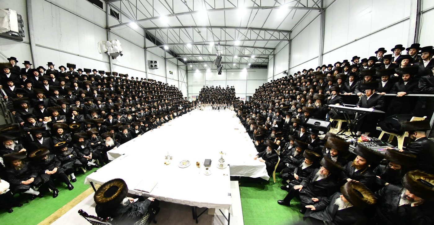 שבועות בחצה"ק דארג