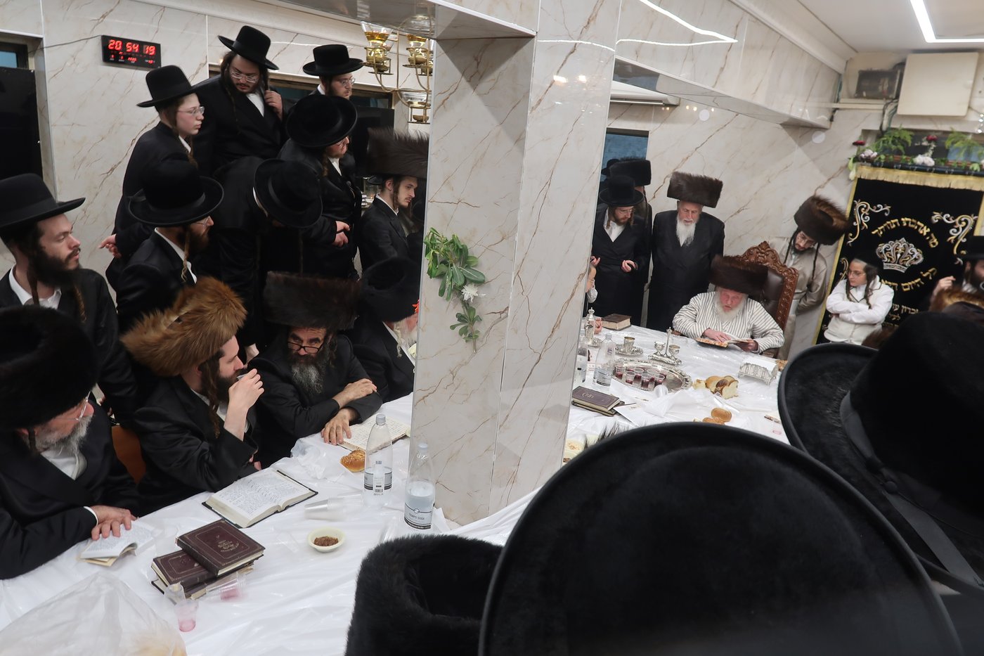נעילת החג בחצה"ק מהרי"ד מלעלוב