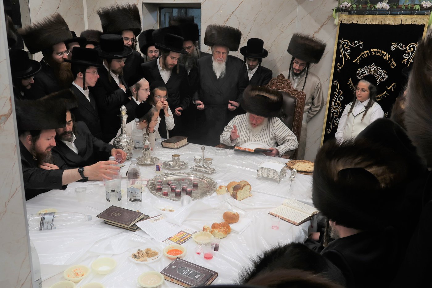 נעילת החג בחצה"ק מהרי"ד מלעלוב