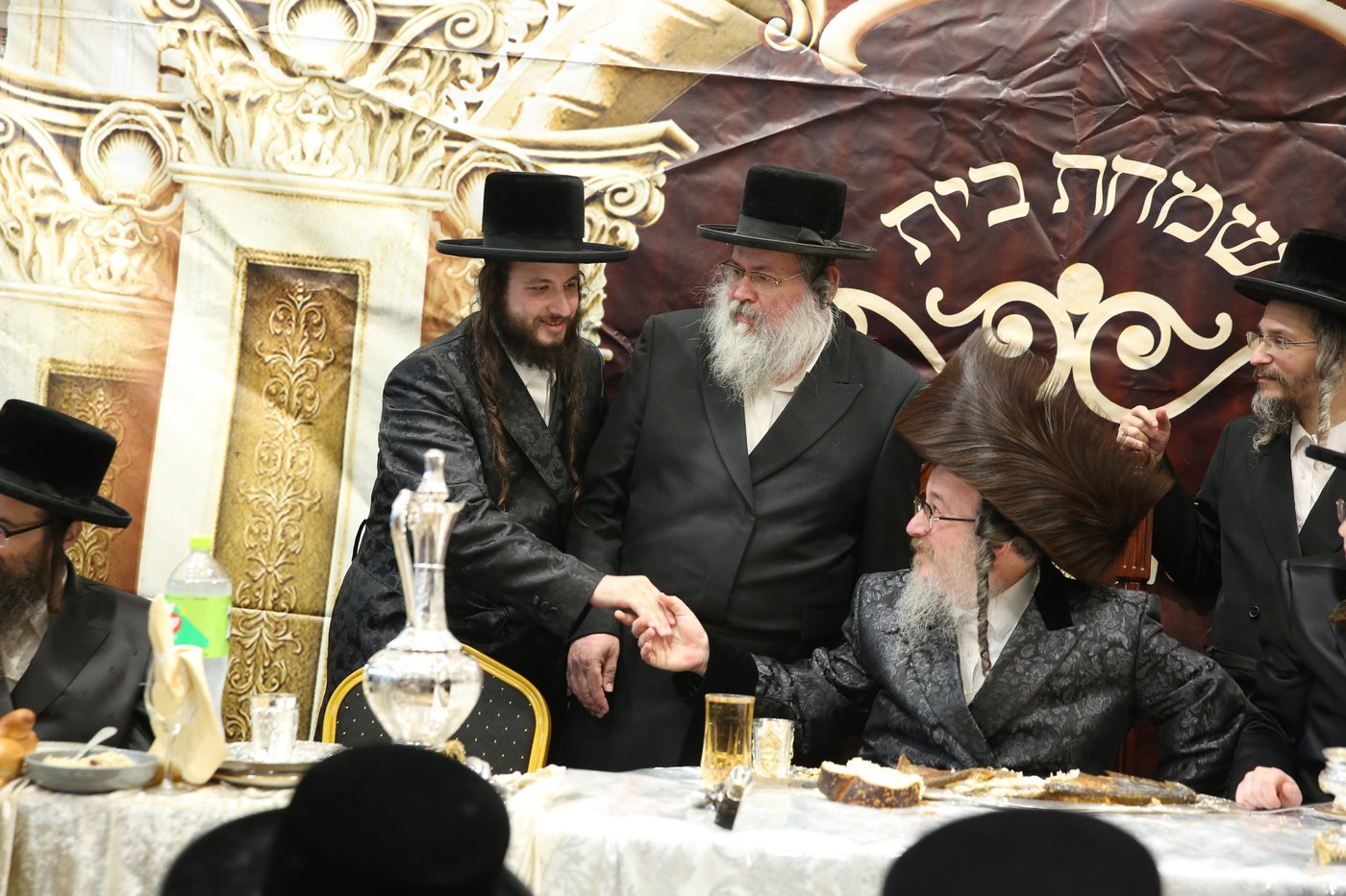 שמחת בר המצווה לנכד האדמו"ר מביאלה ב"ב