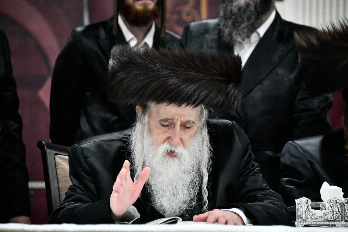 שמחת בית מכנובקא בעלזא - נחלת אהרן - בערגזאס
