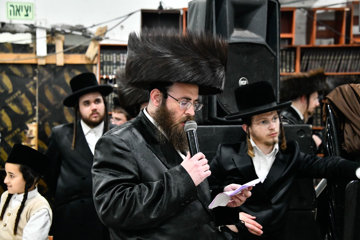 שמחת בית מכנובקא בעלזא - נחלת אהרן - בערגזאס