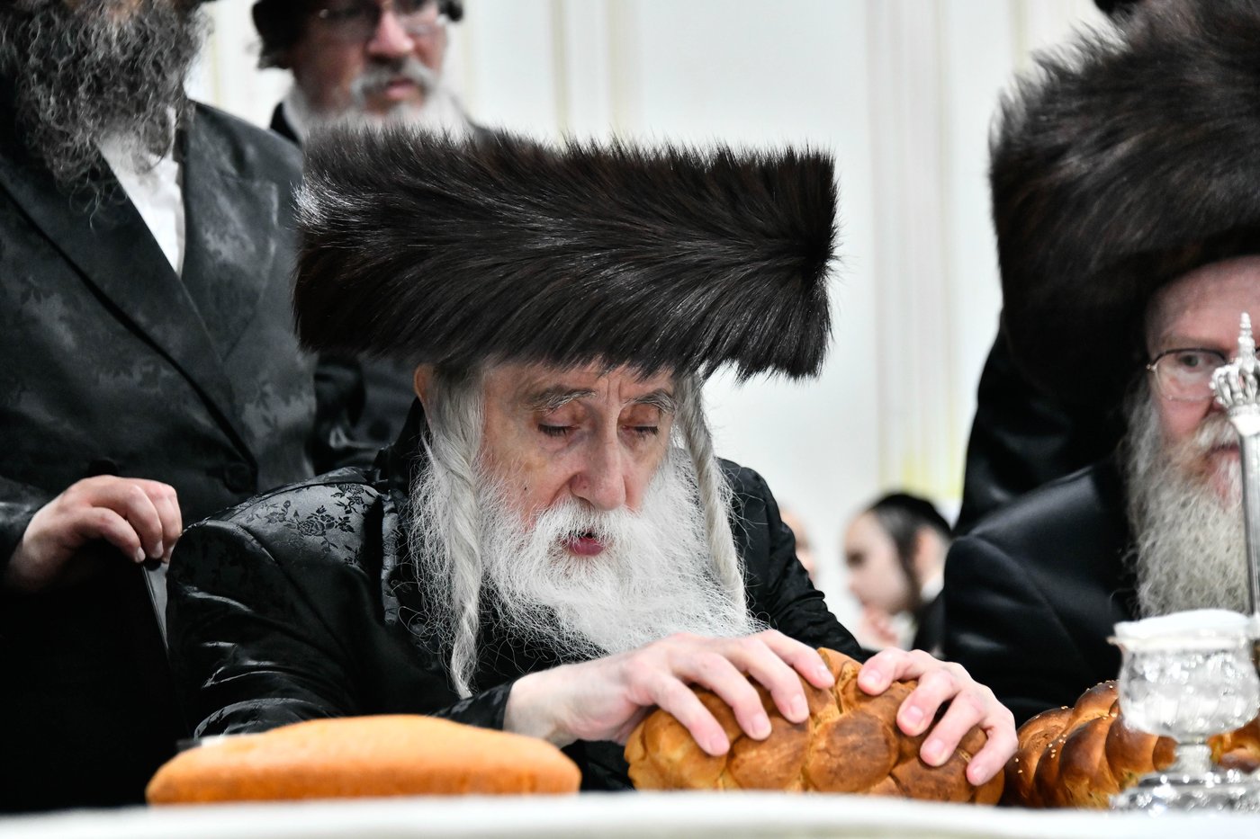 שמחת בית מכנובקא בעלזא - נחלת אהרן - בערגזאס